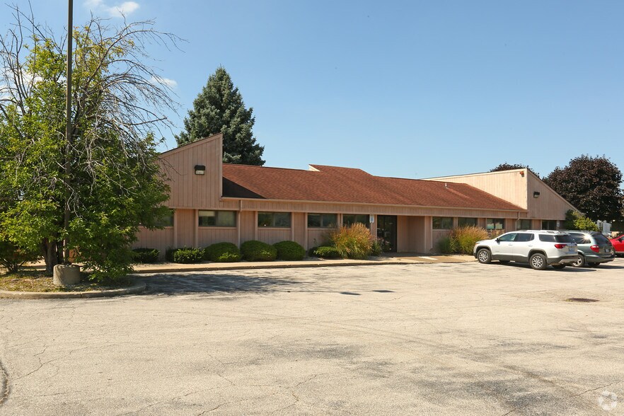 More Photos Of 4370 Fashion Square Blvd, Saginaw Medical For Sale