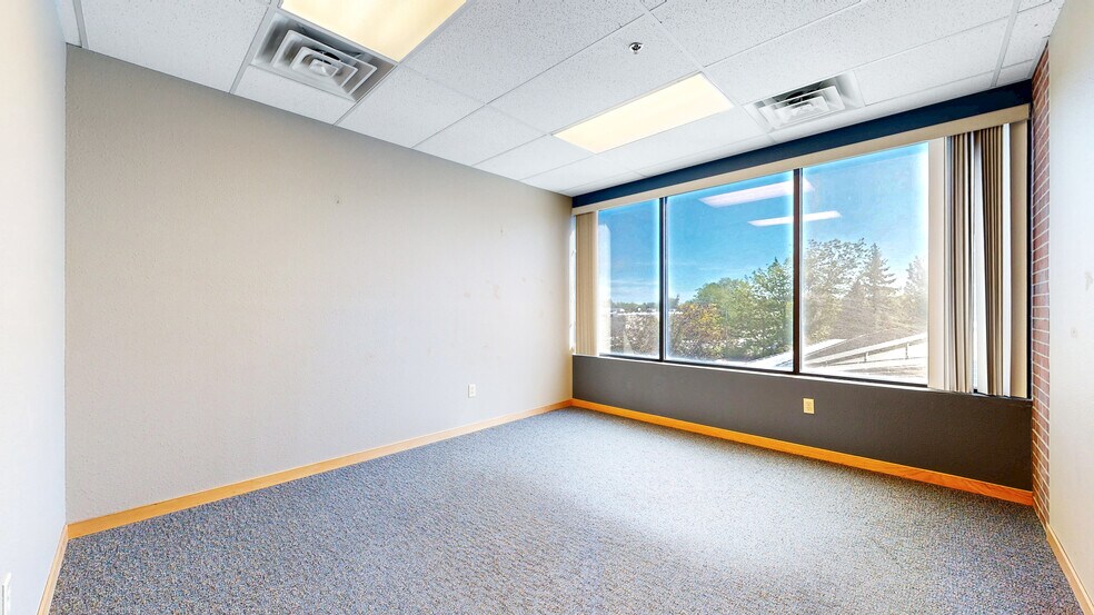 More Photos Of 2695 W Eisenhower Blvd, Loveland Office For Lease