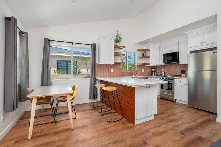 More Photos Of 8430 Wiley Post Ave, Los Angeles Multifamily For Sale