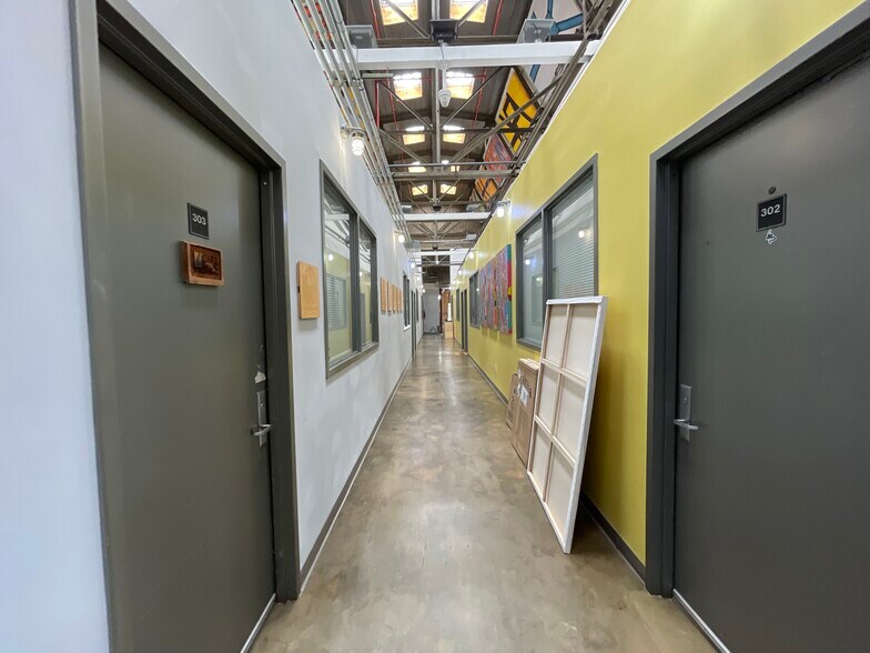 More Photos Of 55 Meadow St, Brooklyn Manufacturing For Lease