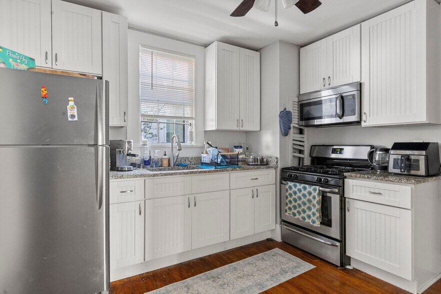More Photos Of 94 Morris St, Charleston Apartments For Sale