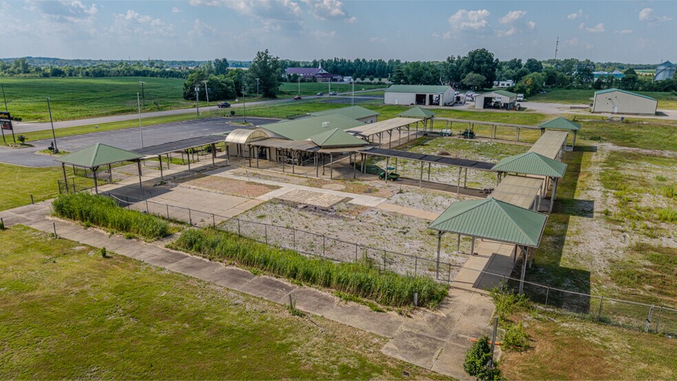 More Photos Of 3801 Burkhardt Road, Evansville Warehouse For Sale