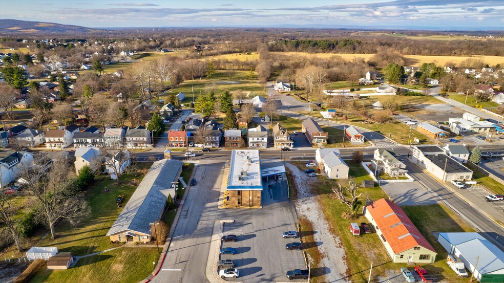 More Photos Of 207 N Main St, Boonsboro Office For Sale