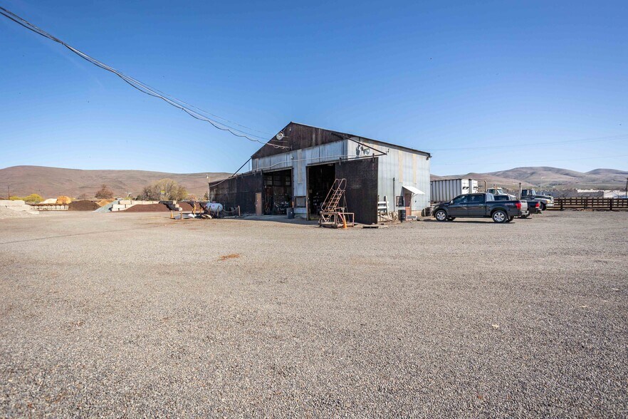 More Photos Of 2105 Terrace Heights Dr, Yakima Land For Sale