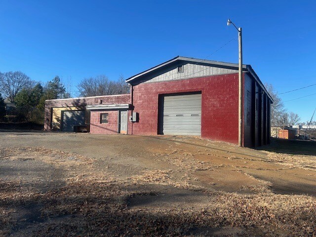 Primary Photo Of 75 Troxler Cir NW, Concord Flex For Lease