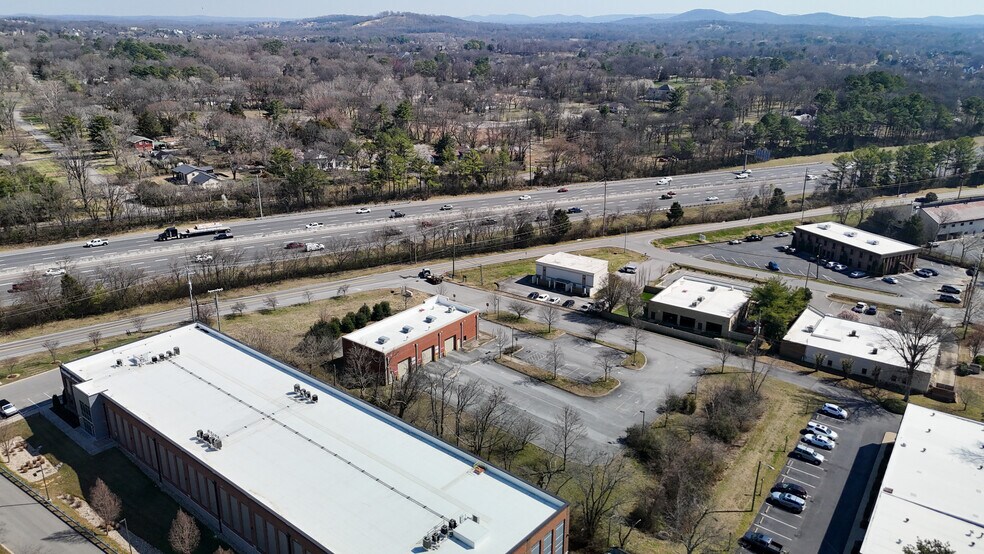 More Photos Of 273 Wilson Pike Cir, Brentwood Warehouse For Sale