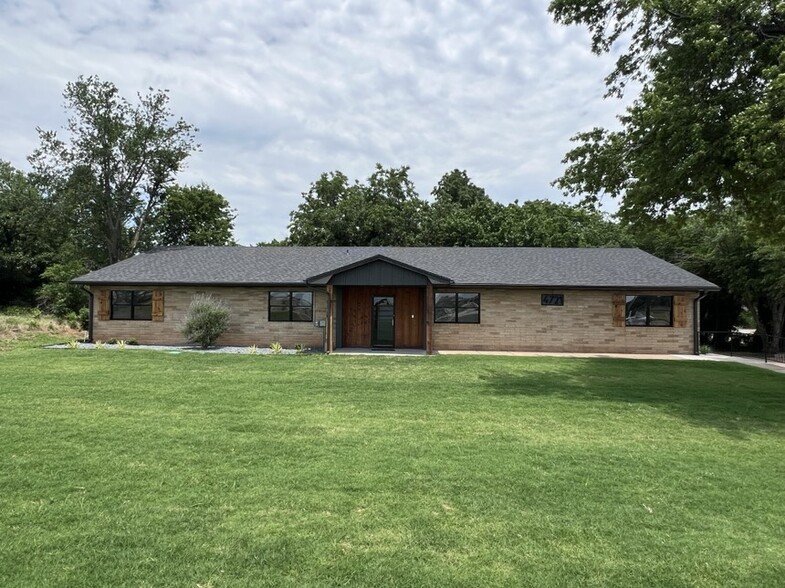 Primary Photo Of 4721 E 2nd St, Edmond Office For Lease