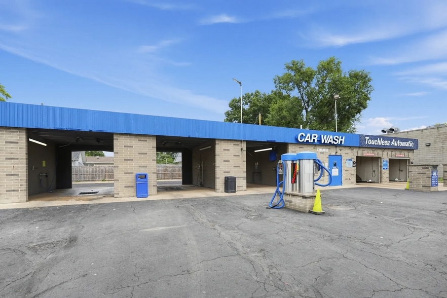 More Photos Of 602 Montgomery Rd, Montgomery Carwash For Sale
