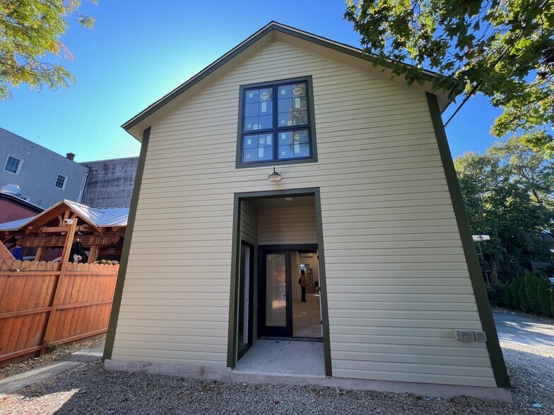 More Photos Of 83 Main St, Dobbs Ferry Flex For Sale