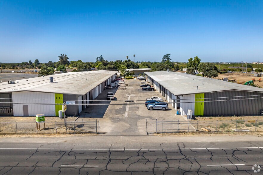 More Photos Of 4283 N Wilson Way, Stockton Warehouse For Lease