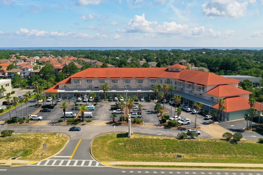 More Photos Of 4507 Furling Ln, Destin Loft Creative Space For Sale