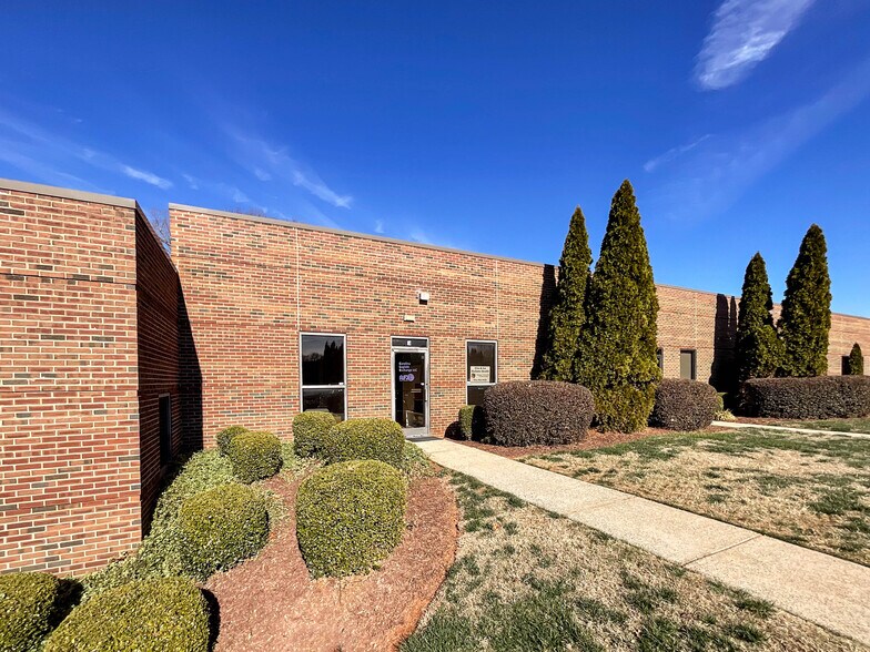Primary Photo Of 4475 Morris Park Dr, Mint Hill Office For Sale