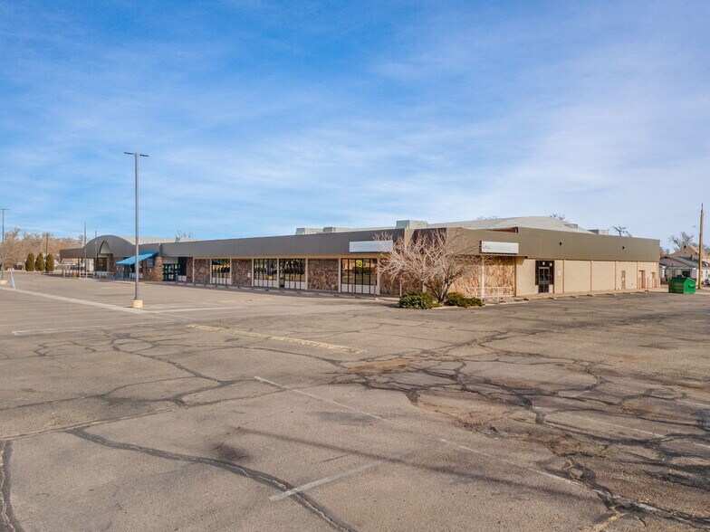 More Photos Of 1228 E Orman Ave, Pueblo Office For Sale