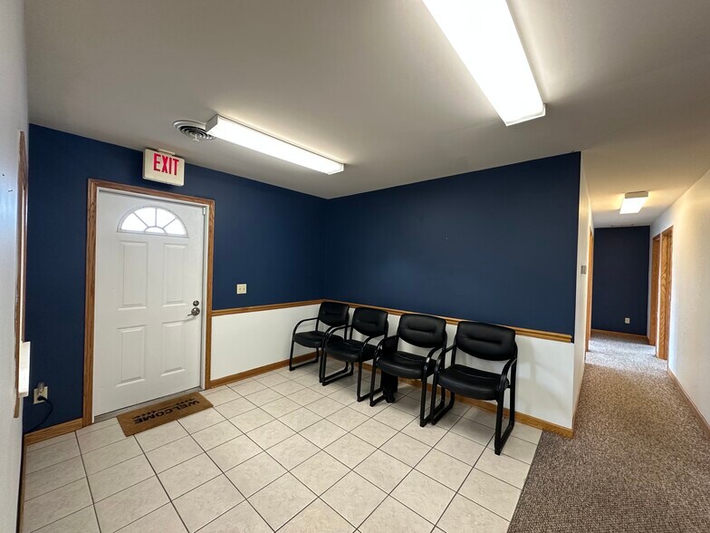 More Photos Of 6523 Stadium Dr, Kalamazoo Medical For Lease
