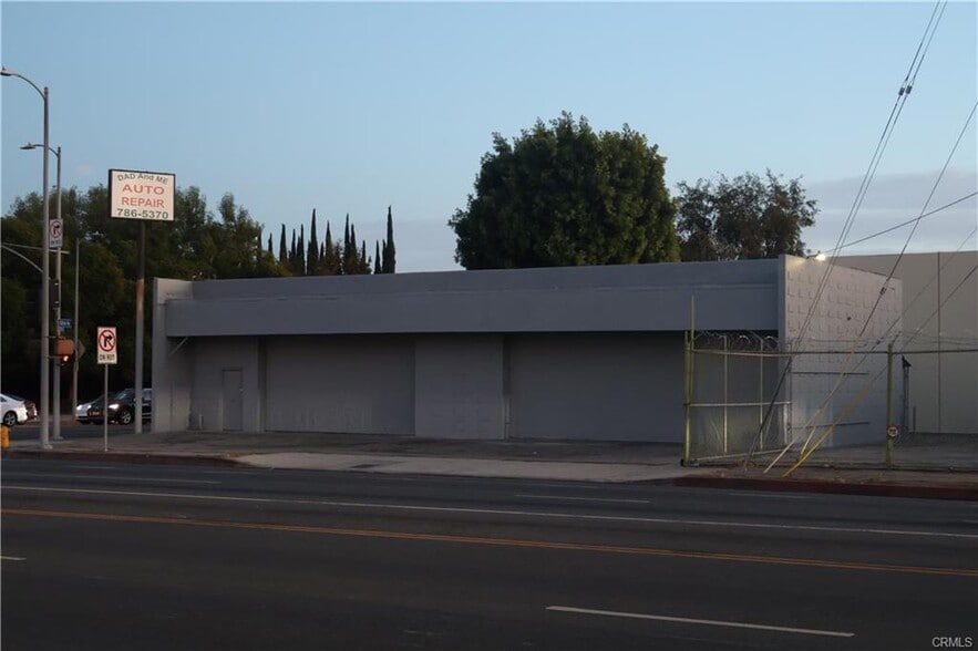 More Photos Of 13300 Burbank Blvd, Van Nuys Auto Repair For Sale