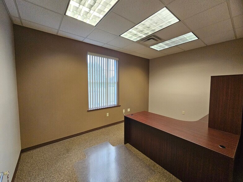 More Photos Of 470-479 Jeffers St, Dubois Office For Lease