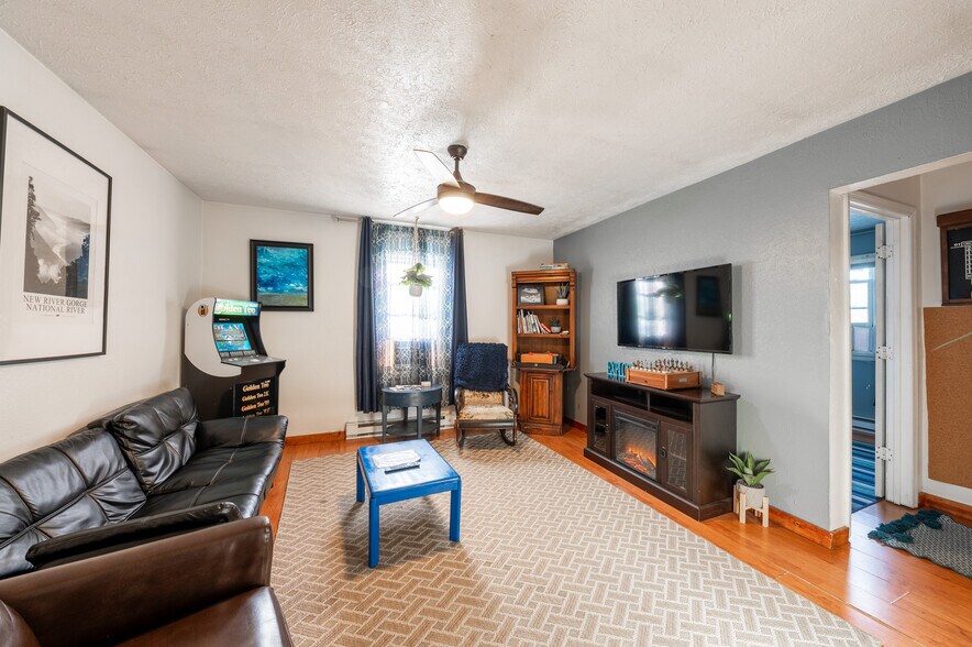 More Photos Of 309 Keller Ave, Fayetteville Storefront Retail Office For Sale