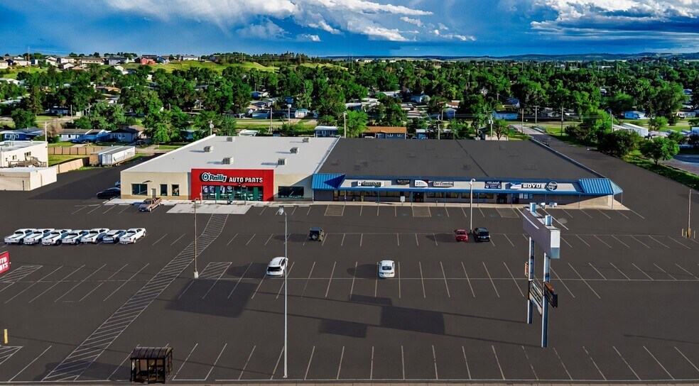 More Photos Of 909 E St Patrick St, Rapid City Storefront Retail Office For Lease