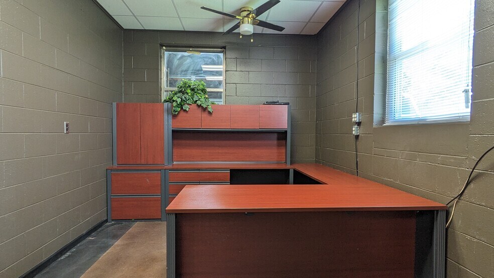More Photos Of 400 Madison st, Towanda Flex For Sale