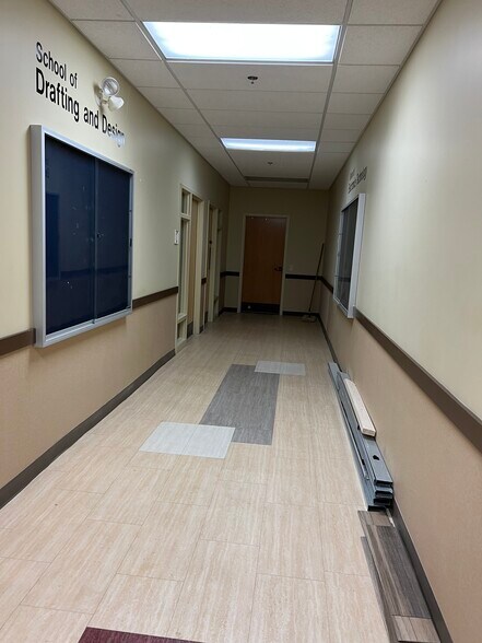 More Photos Of 1000 Meade St, Dunmore Medical For Lease