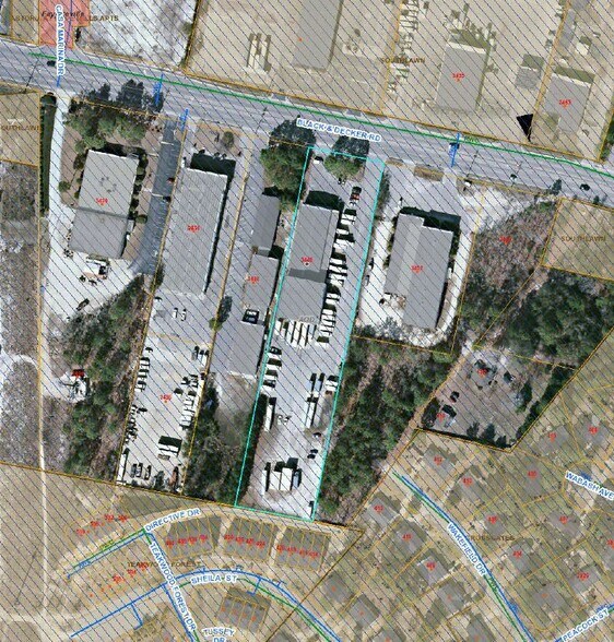 More Photos Of 3440 Black & Decker, Hope Mills Distribution For Lease