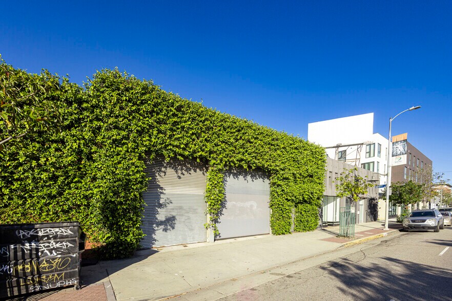 More Photos Of 4621 W Washington Blvd, Los Angeles Warehouse For Lease