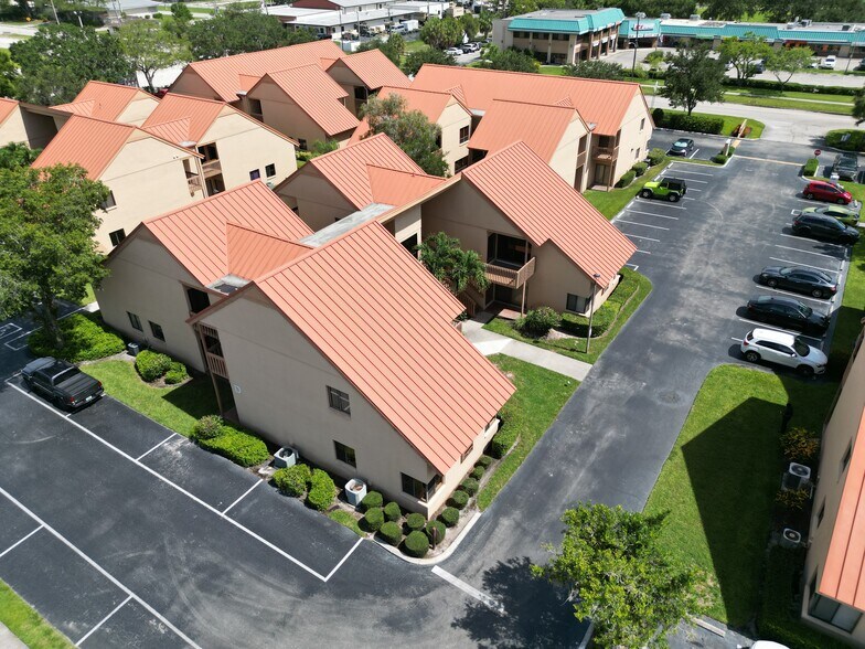 More Photos Of 2831 Ringling Blvd, Sarasota Office For Sale