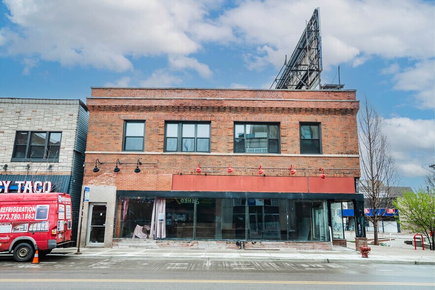 More Photos Of 2821-2823 N Milwaukee Ave, Chicago Storefront For Sale