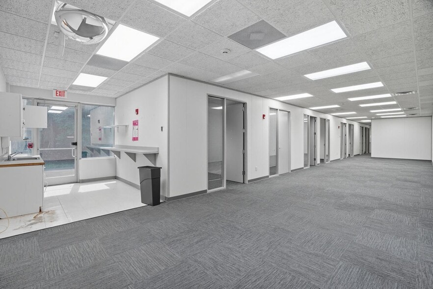 More Photos Of 4233 Technology Dr, Durham Research And Development For Lease