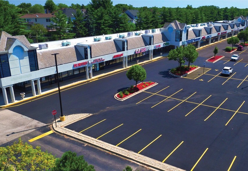 More Photos Of 1600 Algonquin Rd, Hoffman Estates Unknown For Lease