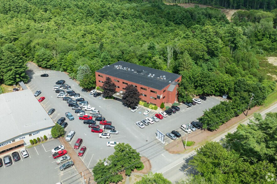 More Photos Of 511 W Grove St, Middleborough Medical For Sale