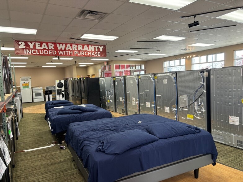 More Photos Of 4415 Corunna Rd, Flint Freestanding For Sale