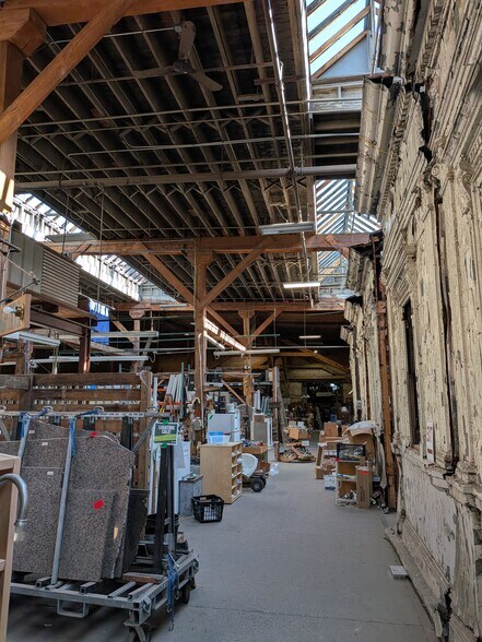 More Photos Of 1740 W Webster Ave, Chicago Light Manufacturing For Lease