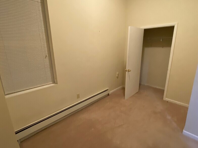 More Photos Of 31 Congress St, Cohoes Apartments For Sale
