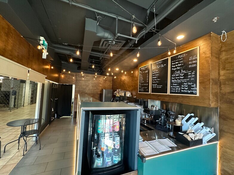 More Photos Of 1835 1st Ave W, Vancouver Apartments For Sale