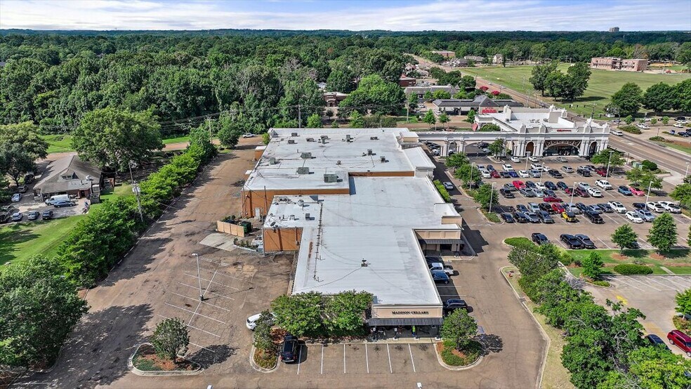 More Photos Of 1020-1038 Highway 51, Madison Unknown For Lease