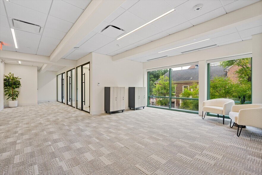 More Photos Of 101 N Union St, Alexandria Office For Lease