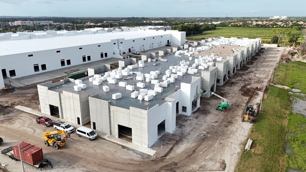 More Photos Of 8289 Boynton Beach Blvd, Boynton Beach Unknown For Lease