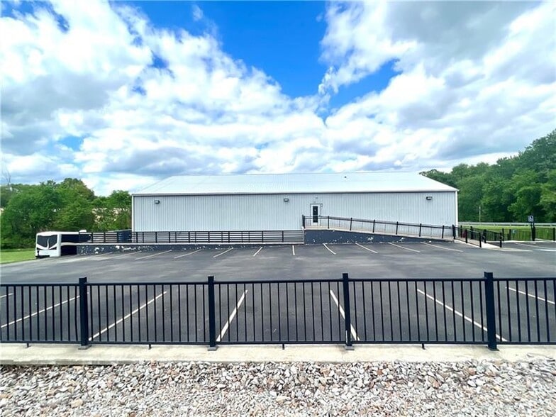 More Photos Of 550 W George St, Carmichaels Religious Facility For Sale