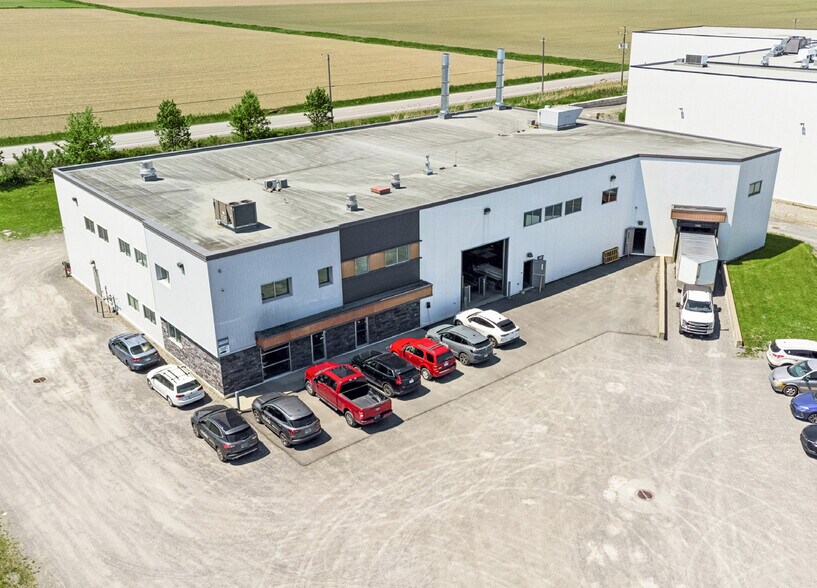 More Photos Of 8600 Av Émilien-Letarte, Saint-Hyacinthe Warehouse For Sale