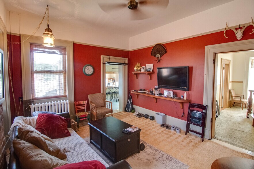 More Photos Of 212 E Main St, Carlinville Office Residential For Sale