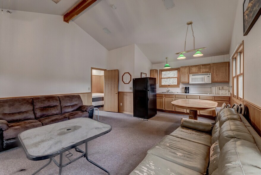 More Photos Of 1116 N 5th St, Custer Trailer Camper Park For Sale