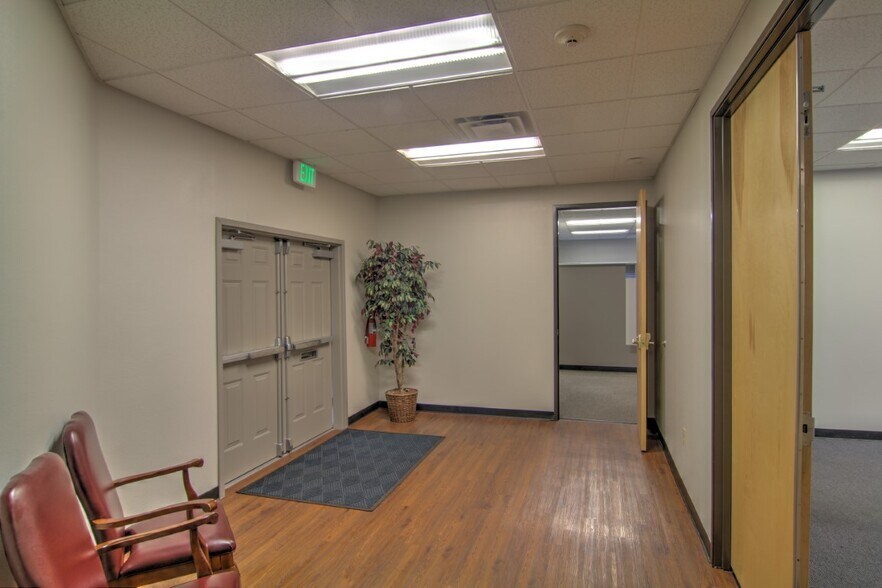 More Photos Of 760 Margrave Dr, Reno Office For Lease
