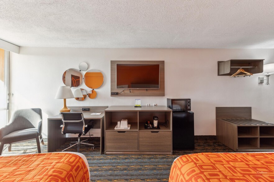 More Photos Of 2836 N Lee Hwy, Lexington Hotel For Sale