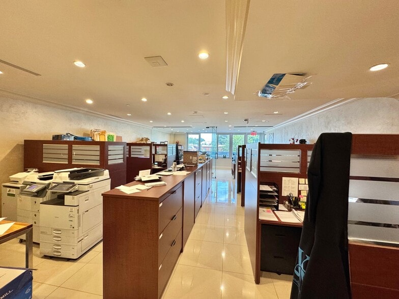 More Photos Of 215-15 Northern Blvd, Bayside Storefront Retail Office For Sale