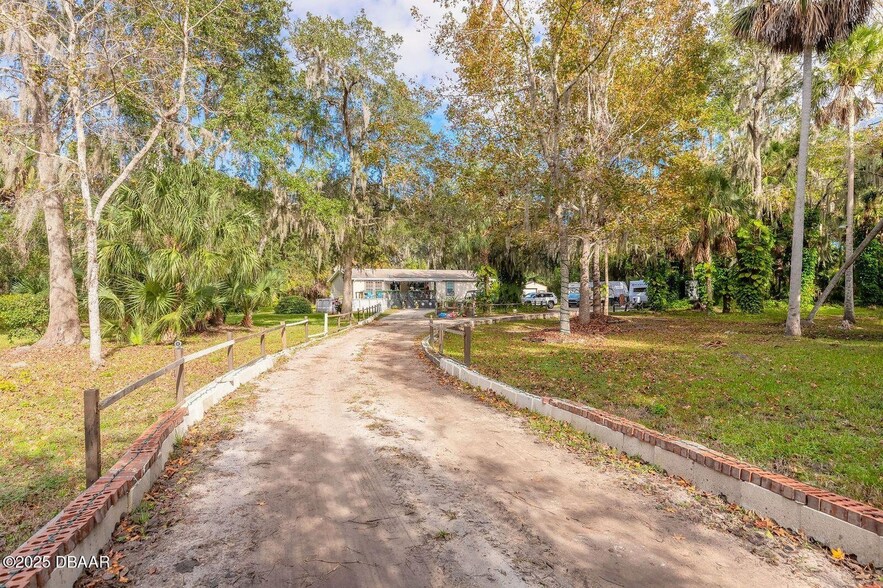 More Photos Of 930-932 15th St, Holly Hill Land For Sale