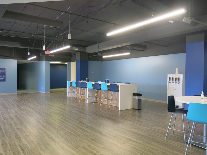 More Photos Of 1105 Schrock Rd, Columbus Office For Lease