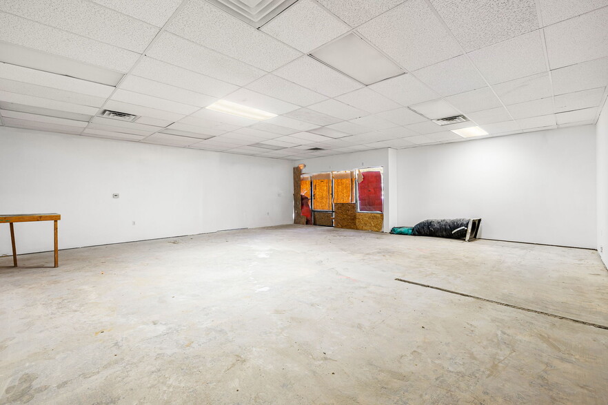 More Photos Of 23031 Sunnymead Blvd, Moreno Valley Storefront Retail Office For Sale