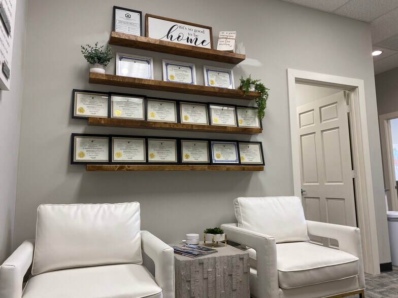 More Photos Of 115 Laurel Park Cv, Flowood Office For Lease