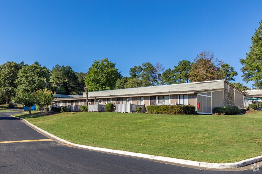 More Photos Of 1624 Norman Dr, Atlanta Apartments For Sale